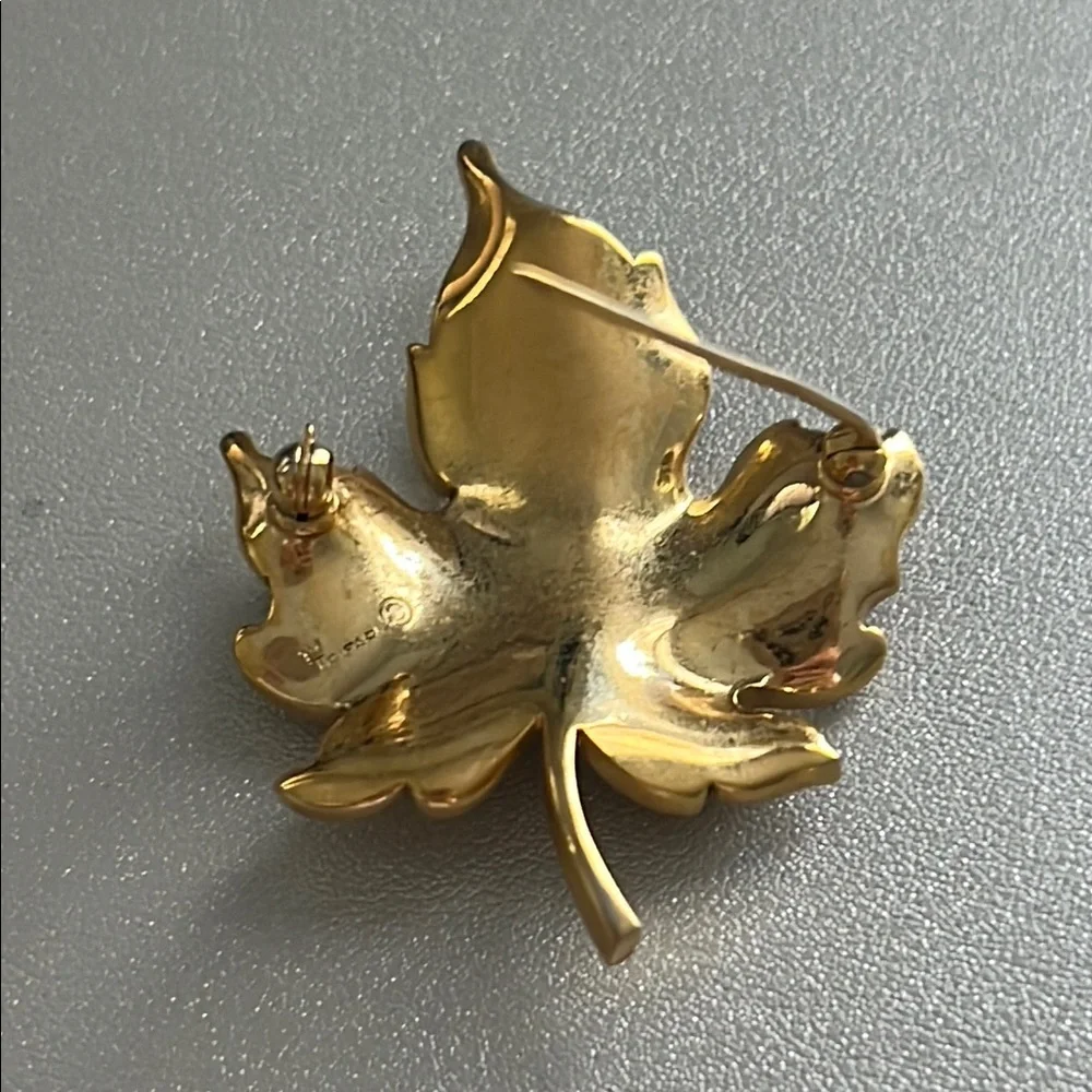 Trifari Vintage Gold Fall Leaf Brooch Pin Statement Jewelry